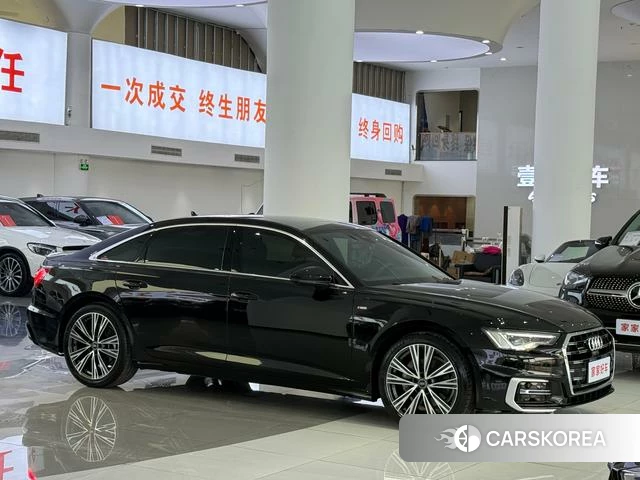 Audi A6L id 4275894 из Китая 15