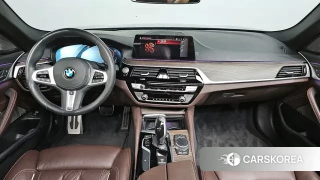 BMW 5 Series (G30) id 3161126 из Кореи 17