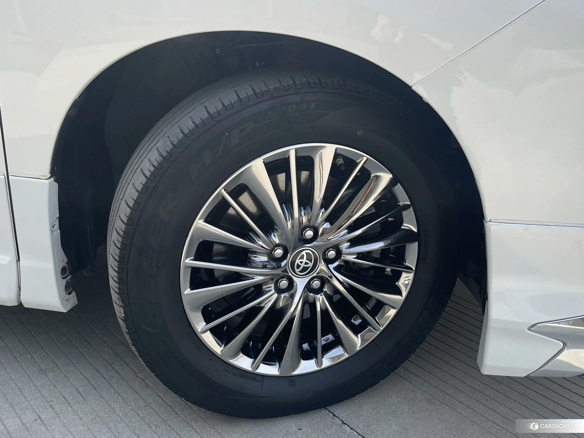 Toyota Alphard id 4510827 из Китая 14