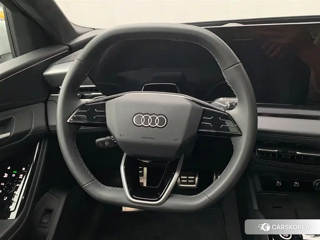 Audi Q6L id 4622471 из Китая 15