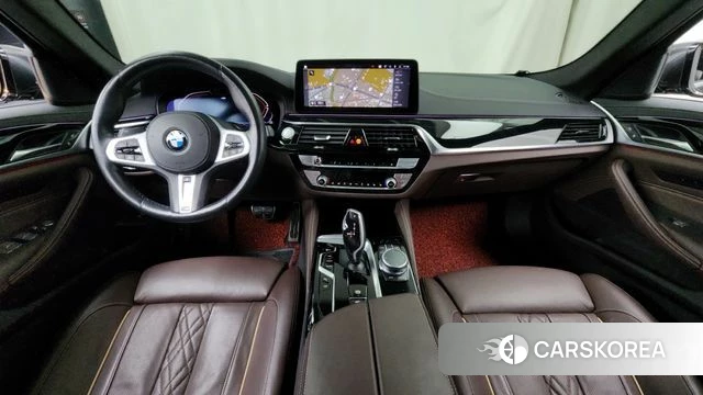 BMW 5 Series (G30) id 3819530 из Кореи 17