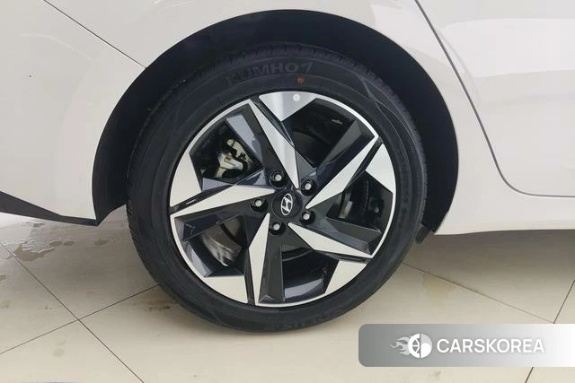 Hyundai Elantra id 3945076 из Китая 14