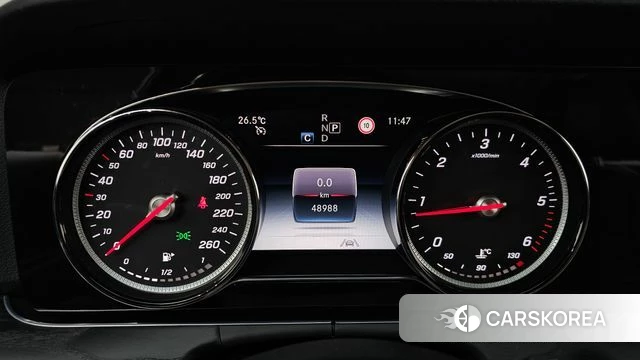 Mercedes-Benz E-Class W213 id 4872971 из Кореи 29