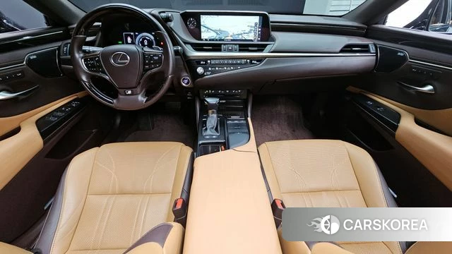 Lexus ES300h 7th generation id 3879038 из Кореи 17