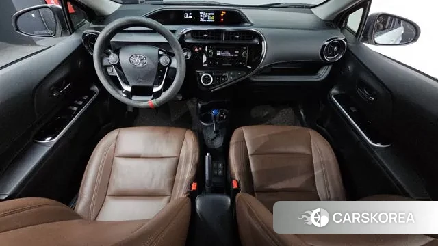 Toyota Prius C id 3034215 из Кореи 17