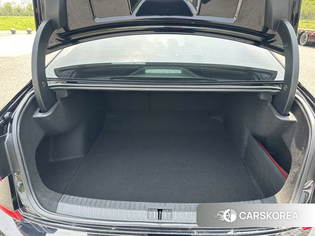 Volkswagen Passat id 4264497 из Китая 22