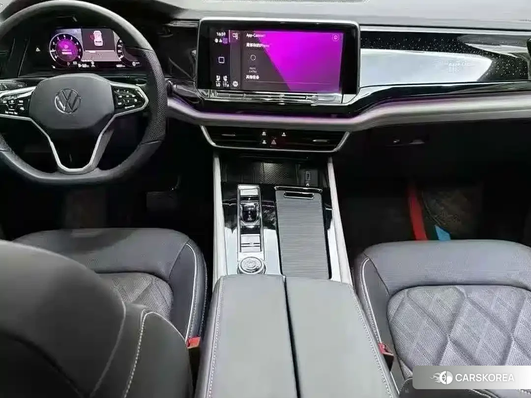 Volkswagen Touareg id 4629562 из Китая 10