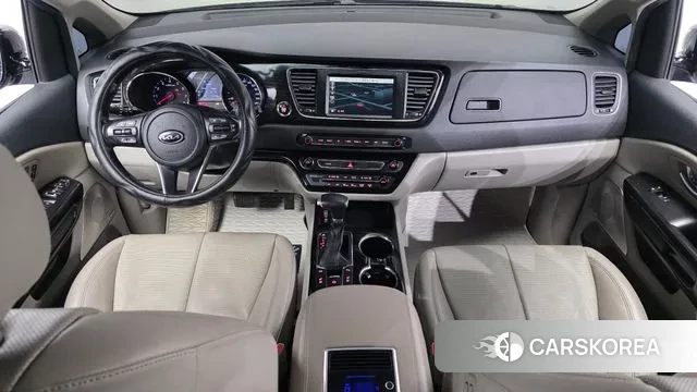 Kia The New Carnival id 3718204 из Кореи 17