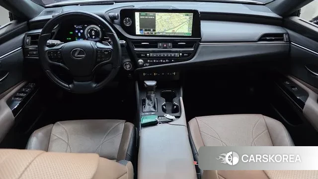 Lexus ES300h 7th generation id 3776671 из Кореи 17