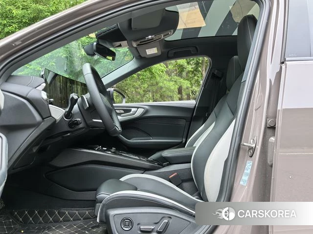 Audi A5L id 4348985 из Китая 16