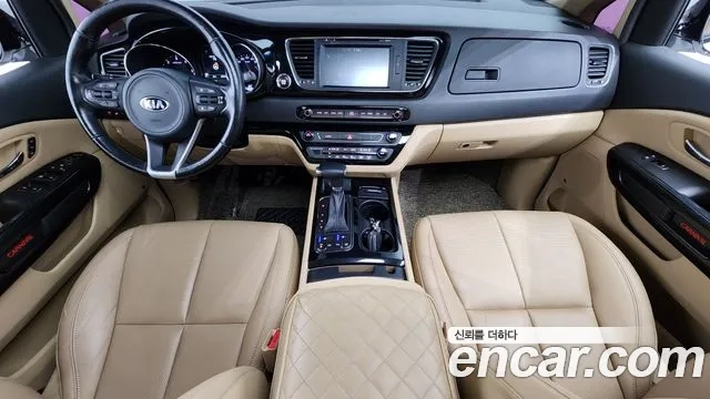 Kia All New Carnival id 2941619 из Кореи 17