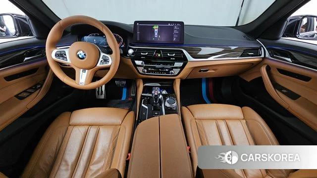 BMW 5 Series (G30) id 4423931 из Кореи 17