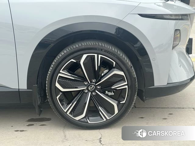 Mazda EZ-60 id 4301774 из Китая 15