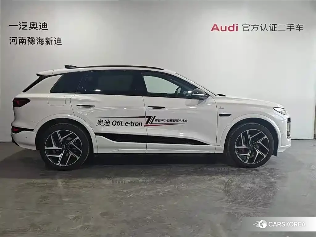 Audi Q6L id 4600435 из Китая 8
