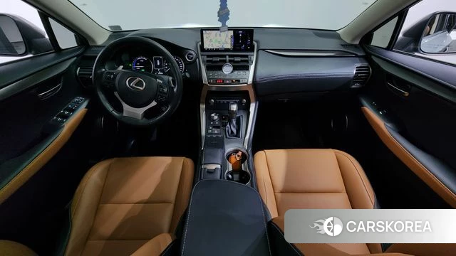 Lexus NX300h id 3795611 из Кореи 17