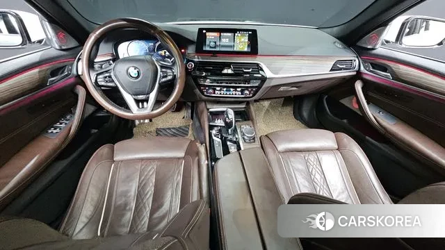 BMW 5 Series (G30) id 3233965 из Кореи 17