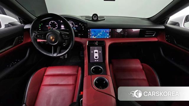 Porsche Taycan id 4400476 из Кореи 17