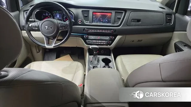 Kia The New Carnival id 2966510 из Кореи 17