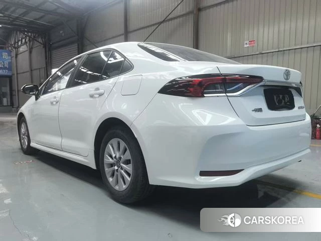 Toyota Corolla id 4313648 из Китая 19