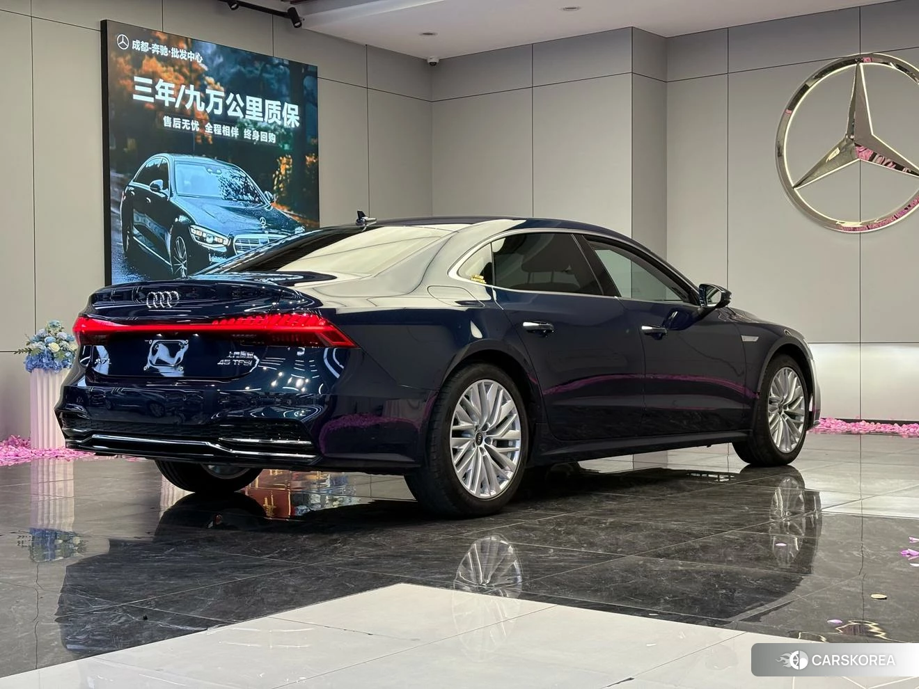 Audi A7L id 4512815 из Китая 7