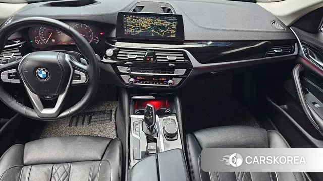 BMW 5 Series (G30) id 3514890 из Кореи 17