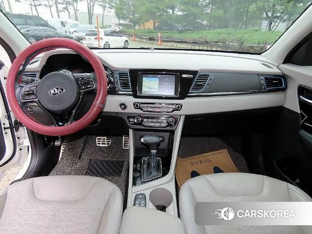 Kia Niro id 4420603 из Кореи 17