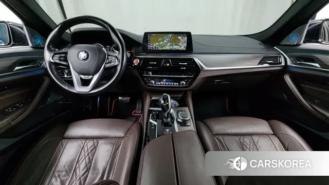 BMW 5 Series (G30) id 3434841 из Кореи 15