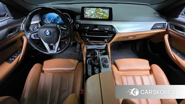 BMW 5 Series (G30) id 3912047 из Кореи 17