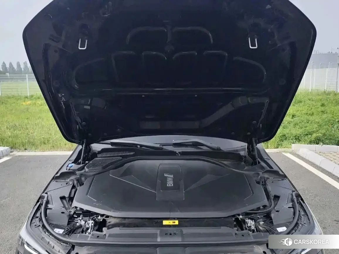 BMW i5 id 4649335 из Китая 11