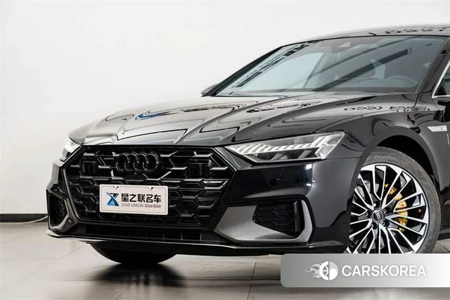 Audi A7L id 3857657 из Китая 19