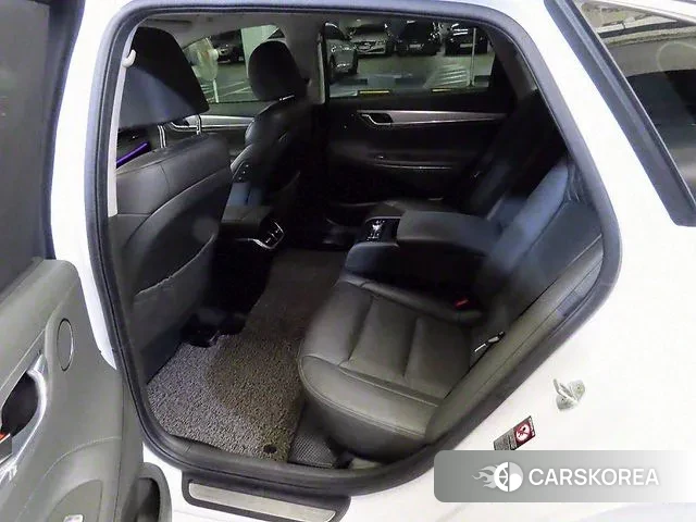 Hyundai The New Grandeur IG Hybrid id 3033742 из Кореи 17