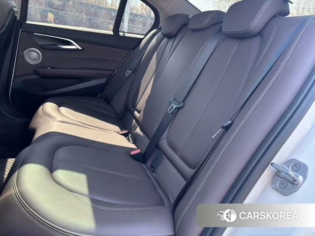 BMW 1 series id 4297760 из Китая 19