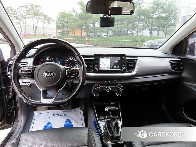 Kia Stonic id 4180642 из Кореи 17