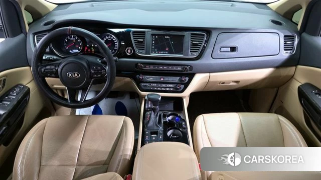 Kia The New Carnival id 4356654 из Кореи 17