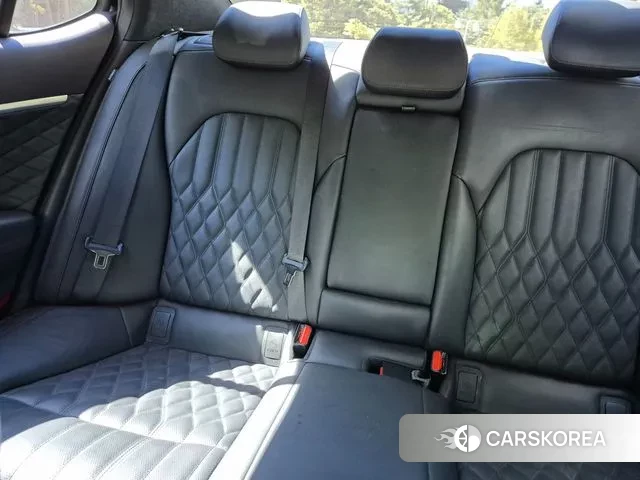 Genesis G70 id 3029207 из Кореи 8