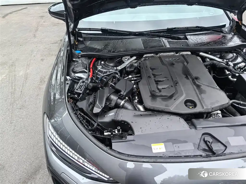 Audi A5L id 4664565 из Китая 23