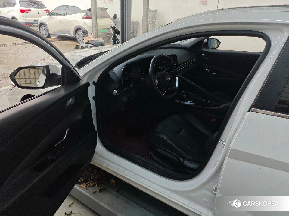 Hyundai Elantra id 4455232 из Китая 7