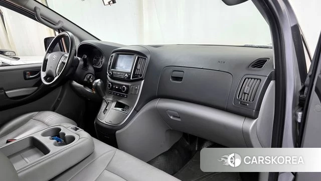 Hyundai The New Grand Starex id 3943081 из Кореи 17