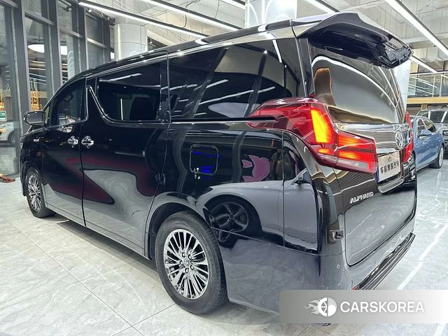 Toyota Elfa id 4235041 из Китая 14