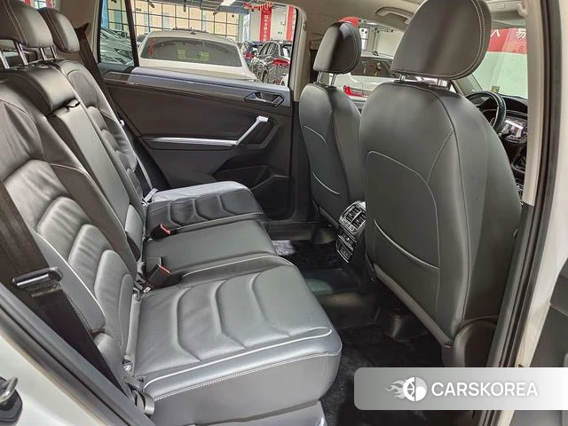 Volkswagen Tiguan L id 4274267 из Китая 7