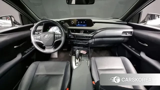 Lexus UX300e id 2889859 из Кореи 17