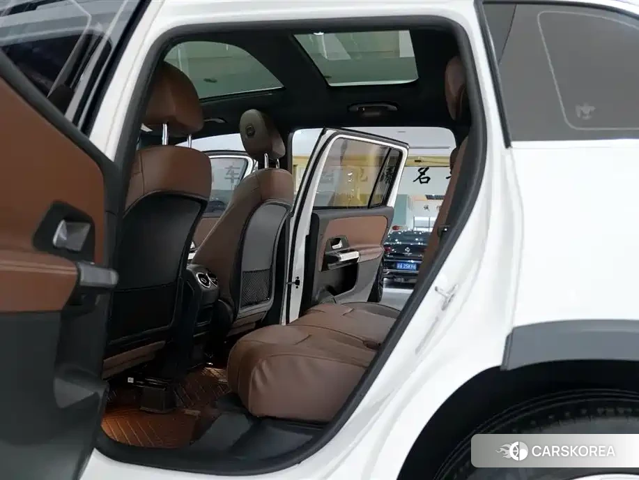 Mercedes-Benz GLB id 4547486 из Китая 14