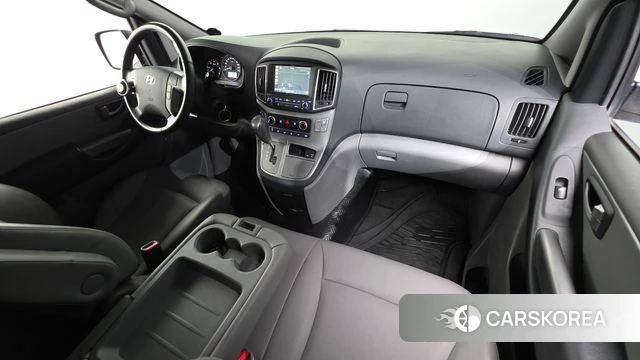 Hyundai The New Grand Starex id 4447762 из Кореи 29