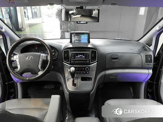 Hyundai The New Grand Starex id 4496483 из Кореи 17