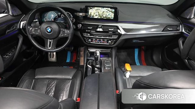 BMW 5 Series (G30) id 4900722 из Кореи 36