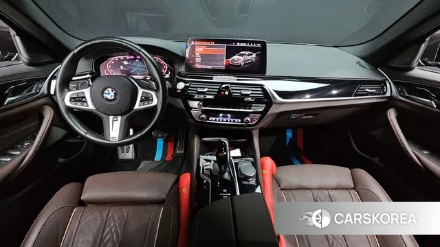 BMW 5 Series (G30) id 3394433 из Кореи 17