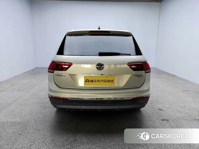 Volkswagen Tiguan L id 4242517 из Китая 17