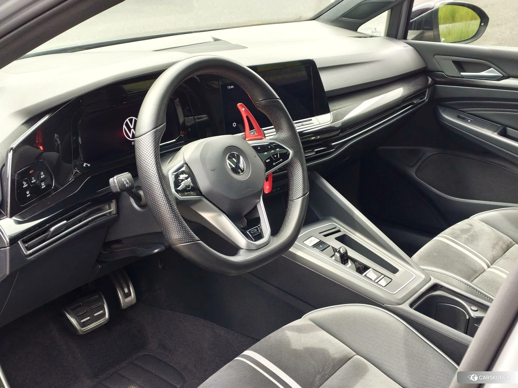 Volkswagen Golf id 4453900 из Китая 13