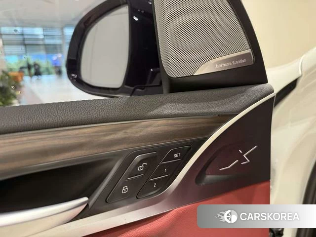 BMW X3 id 4297324 из Китая 13