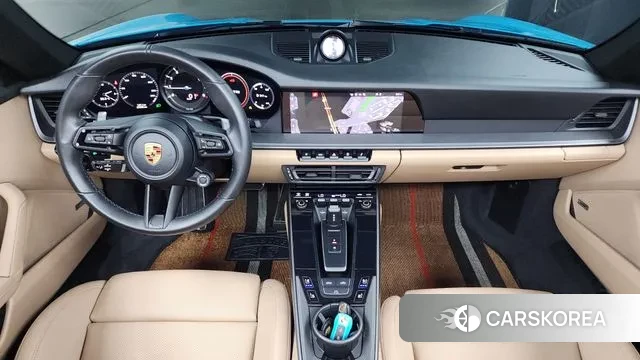 Porsche 911(992) id 3012943 из Кореи 17